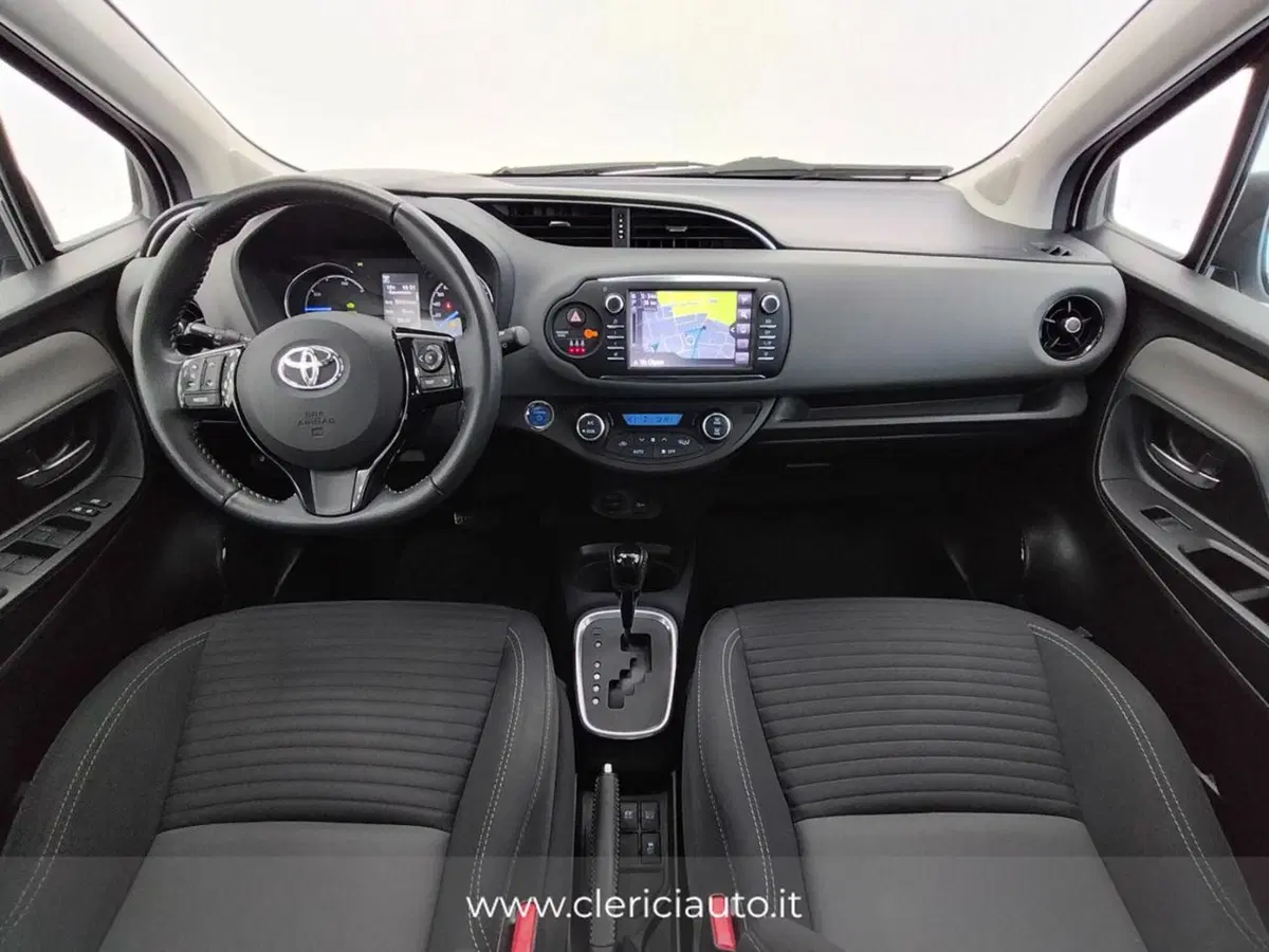 Toyota Yaris usata a Como (4)