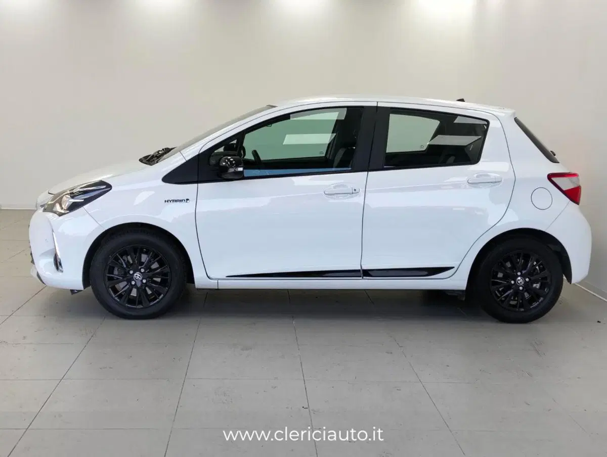 Toyota Yaris usata a Como (8)