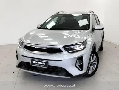 Kia Stonic 1.2 mpi Style gpl 82cv del 2023 usata a Lurate Caccivio