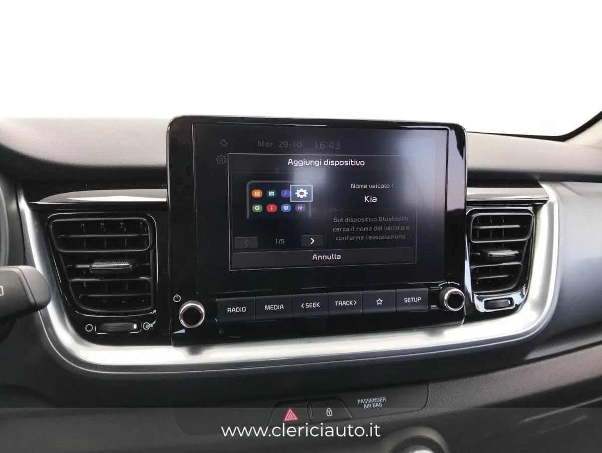 Kia Stonic usata a Como (13)