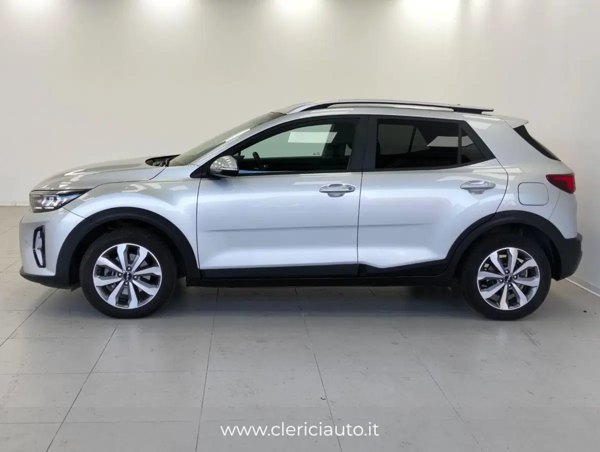 Kia Stonic usata a Como (8)