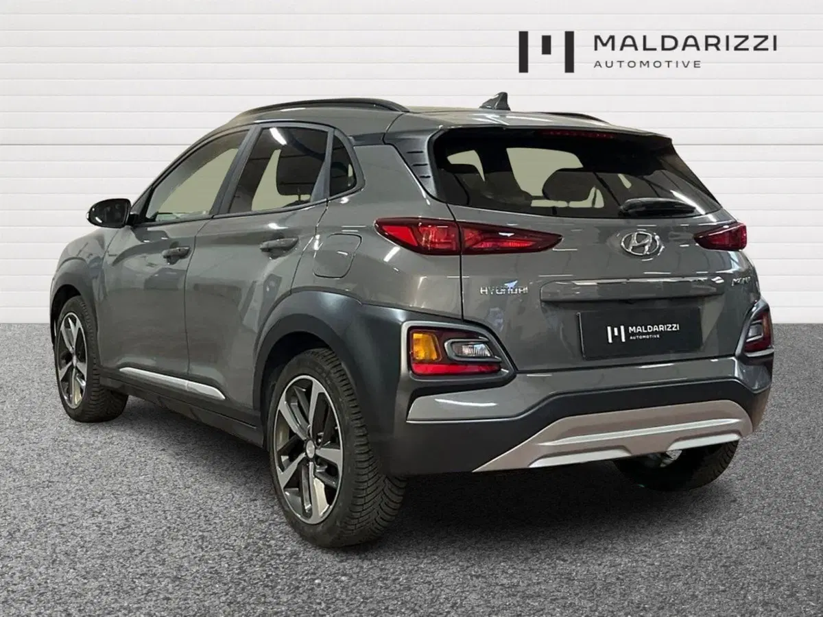 Hyundai Kona usata a Bari (4)