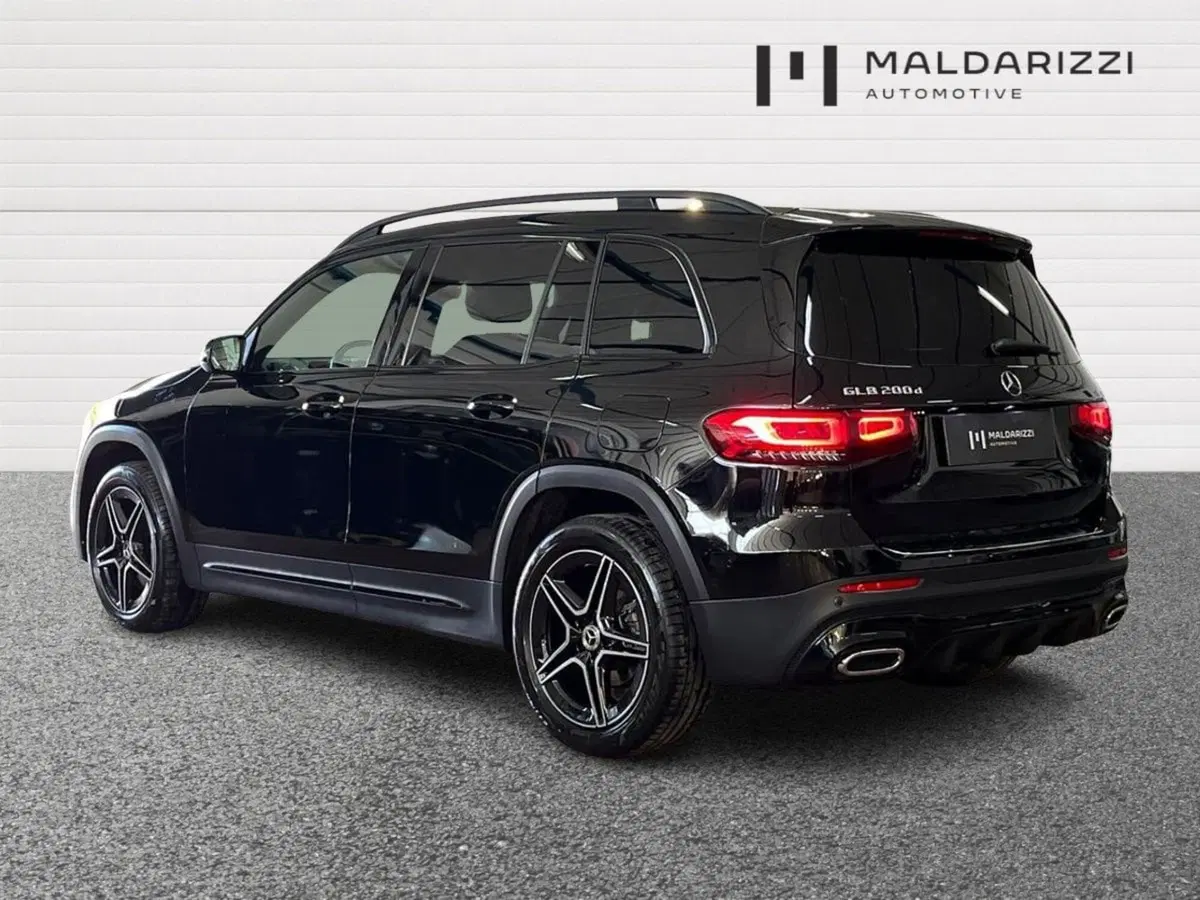 Mercedes-Benz GLB usata a Bari (4)