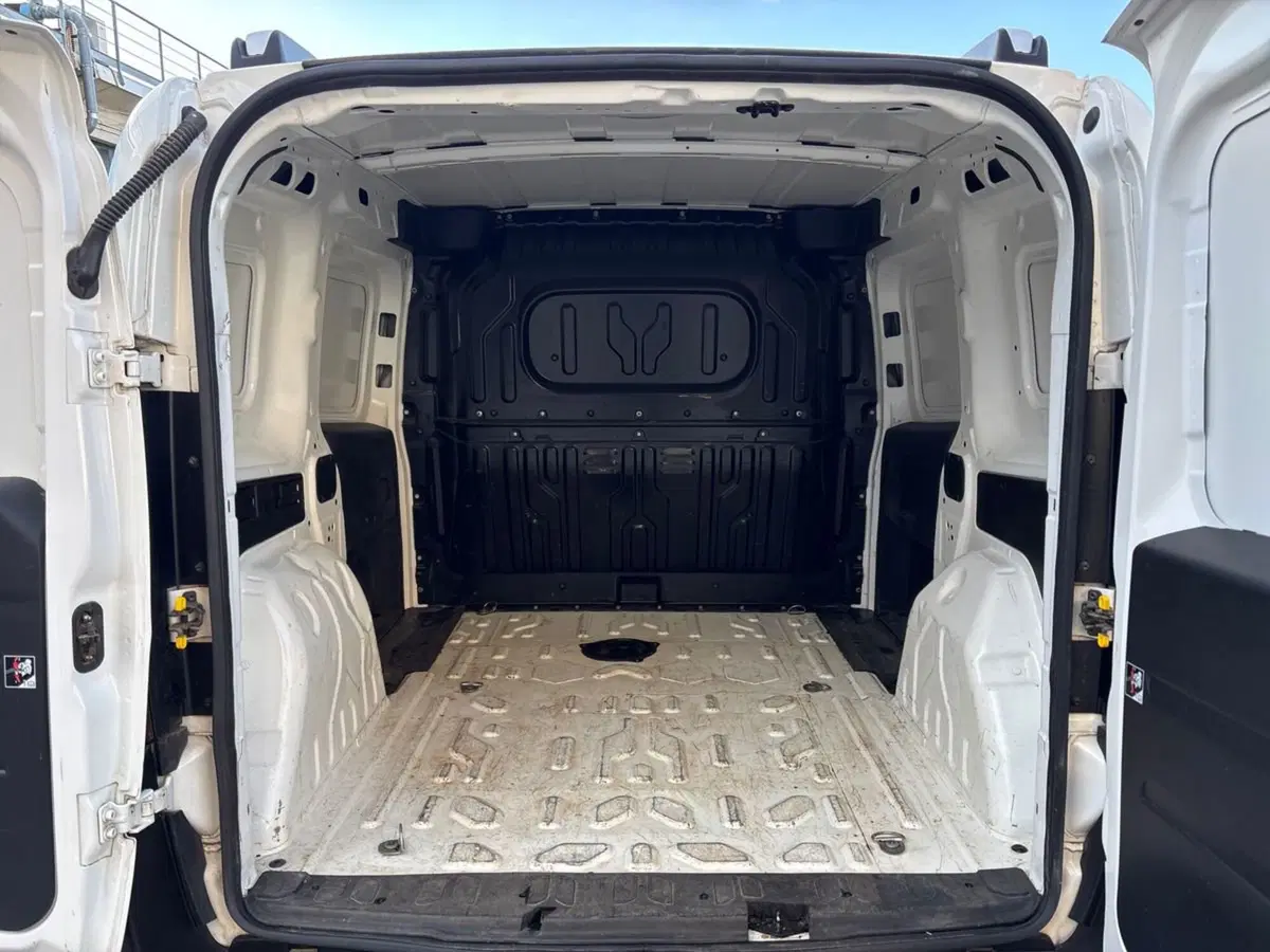 Fiat Doblò Furgone usata a Pescara (7)