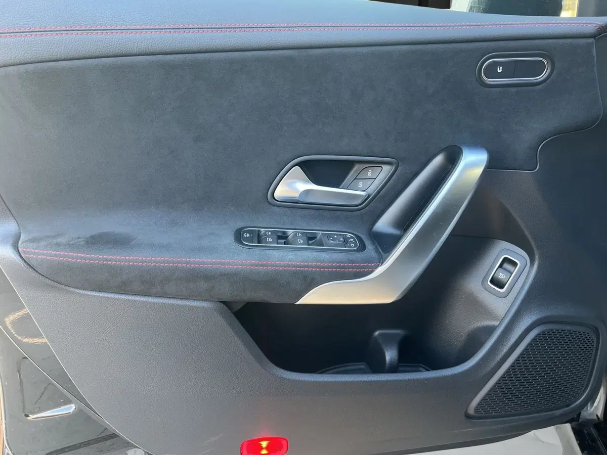 Mercedes-Benz CLA usata a Cosenza (12)