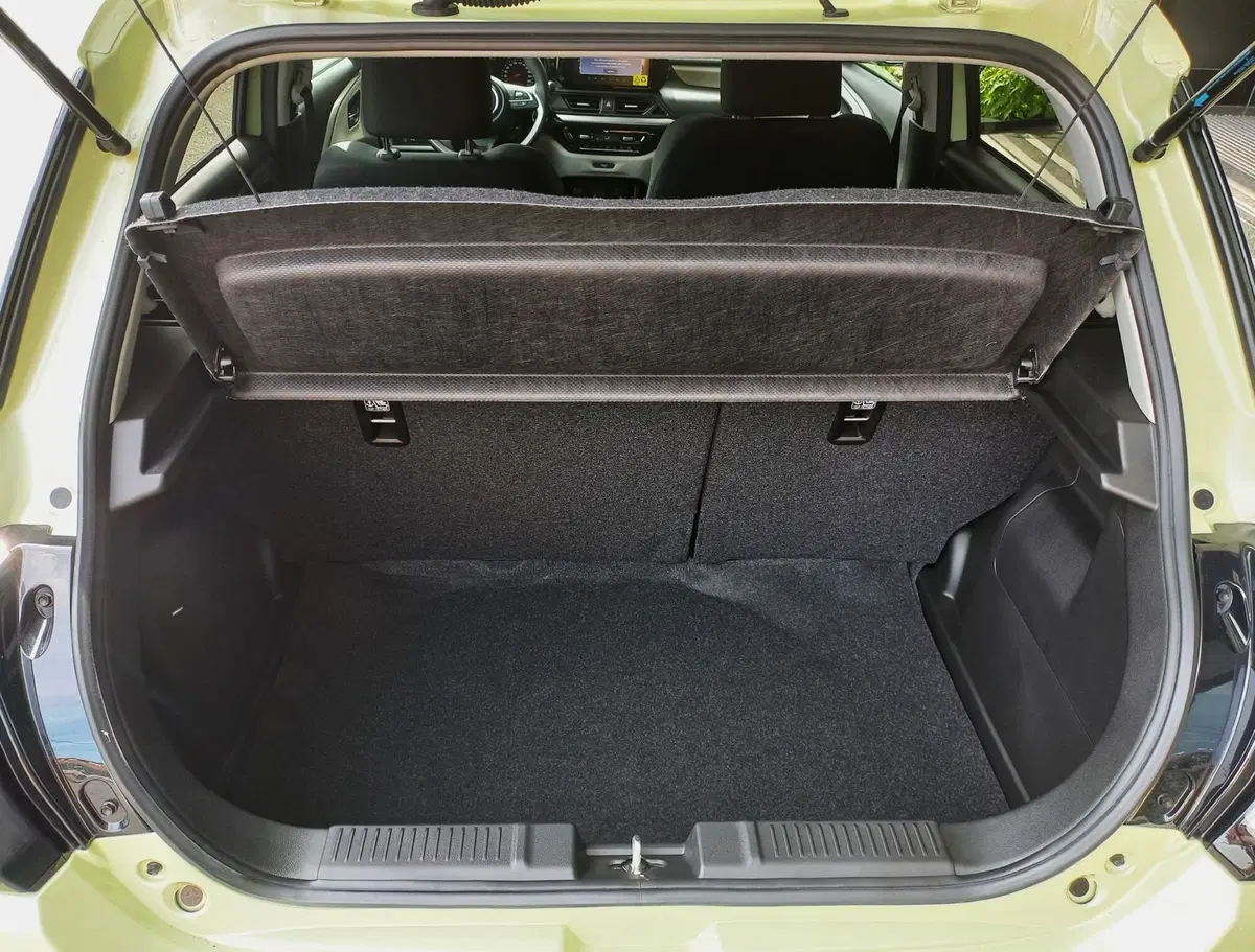 Suzuki Swift nuova a Milano (10)