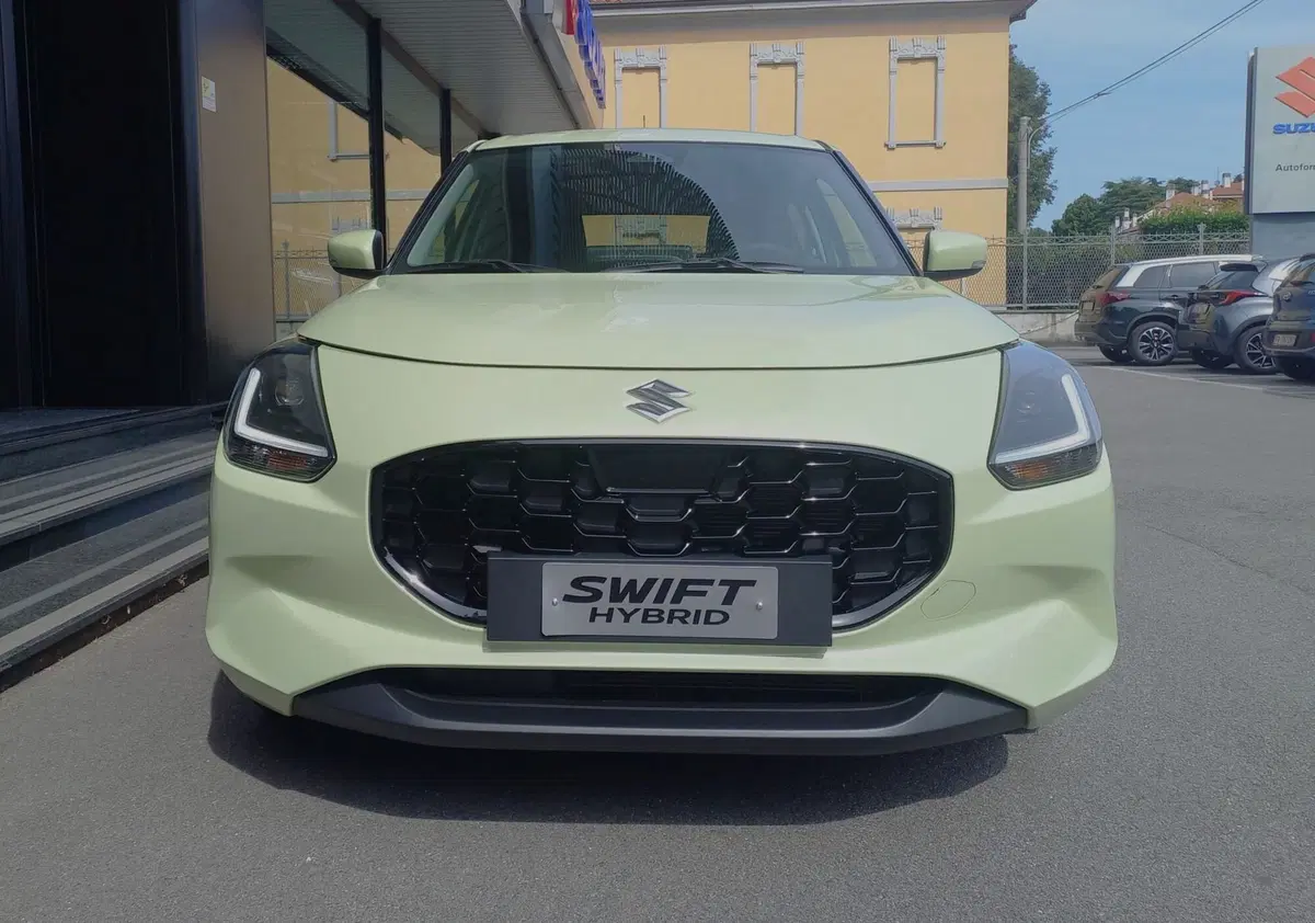 Suzuki Swift nuova a Milano (2)