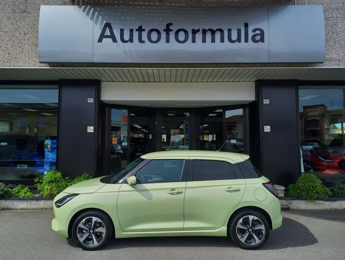 Suzuki Swift nuova a Milano (3)
