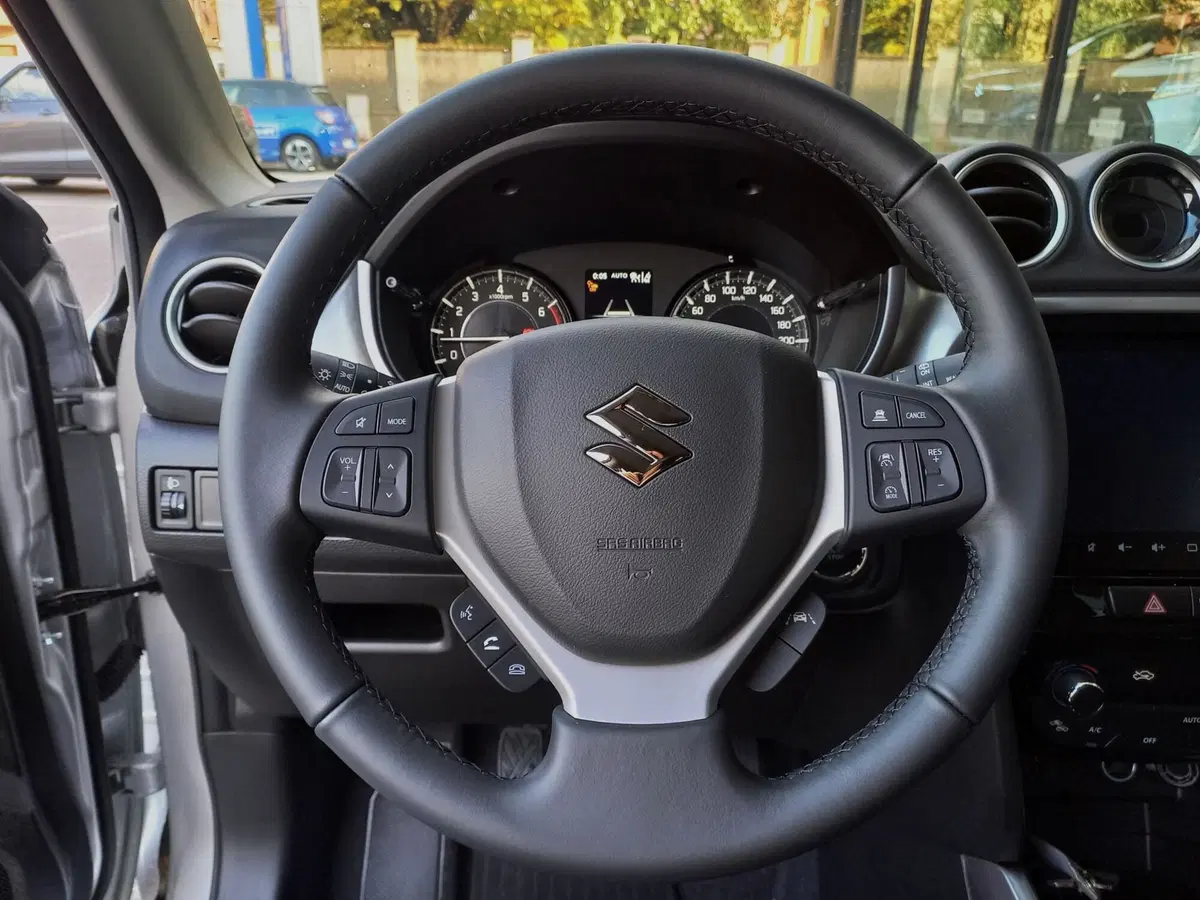 Suzuki Vitara nuova a Milano (10)