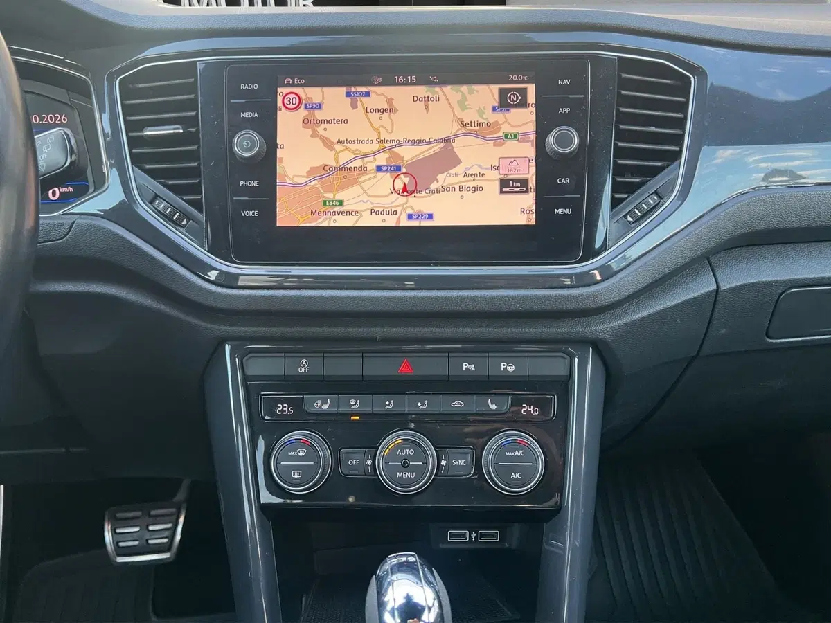 Volkswagen T-Roc usata a Cosenza (16)