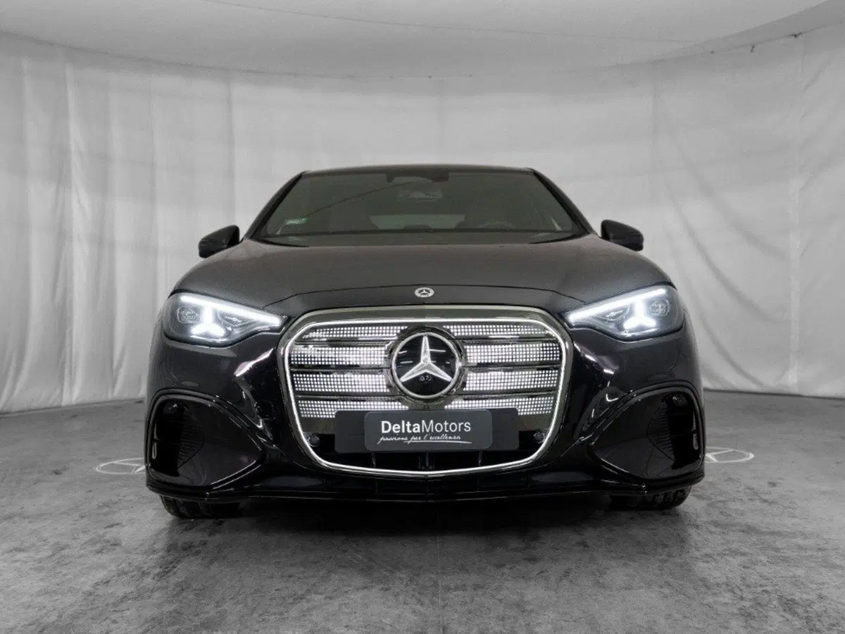 Mercedes-Benz Classe C nuova a Ancona (5)