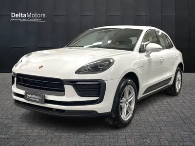 Porsche Macan 2.0 265cv pdk del 2021 usata a Montecosaro