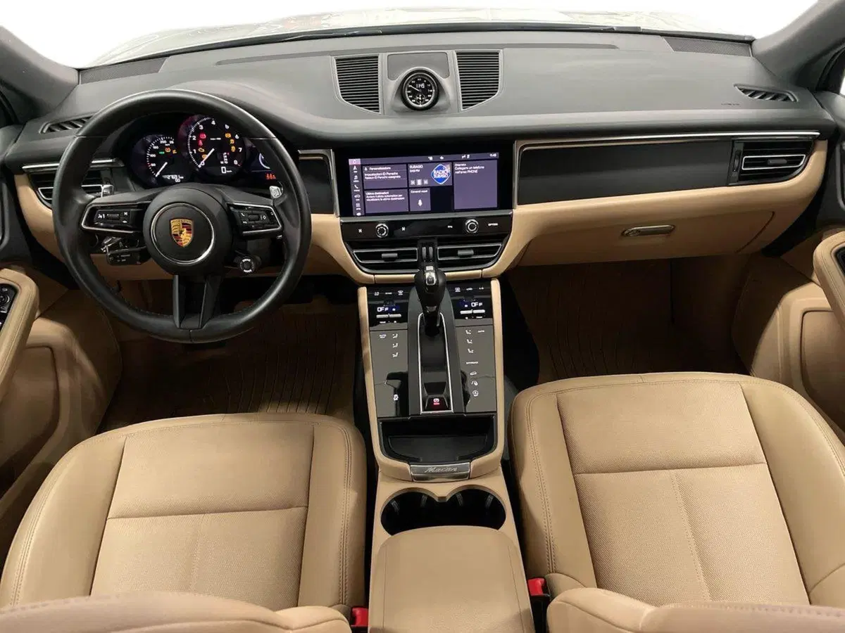 Porsche Macan usata a Macerata (11)
