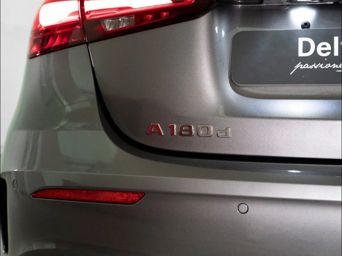 Mercedes-Benz Classe A nuova a Macerata (4)