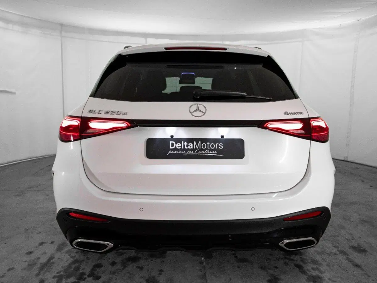 Mercedes-Benz GLC Coupé nuova a Macerata (5)
