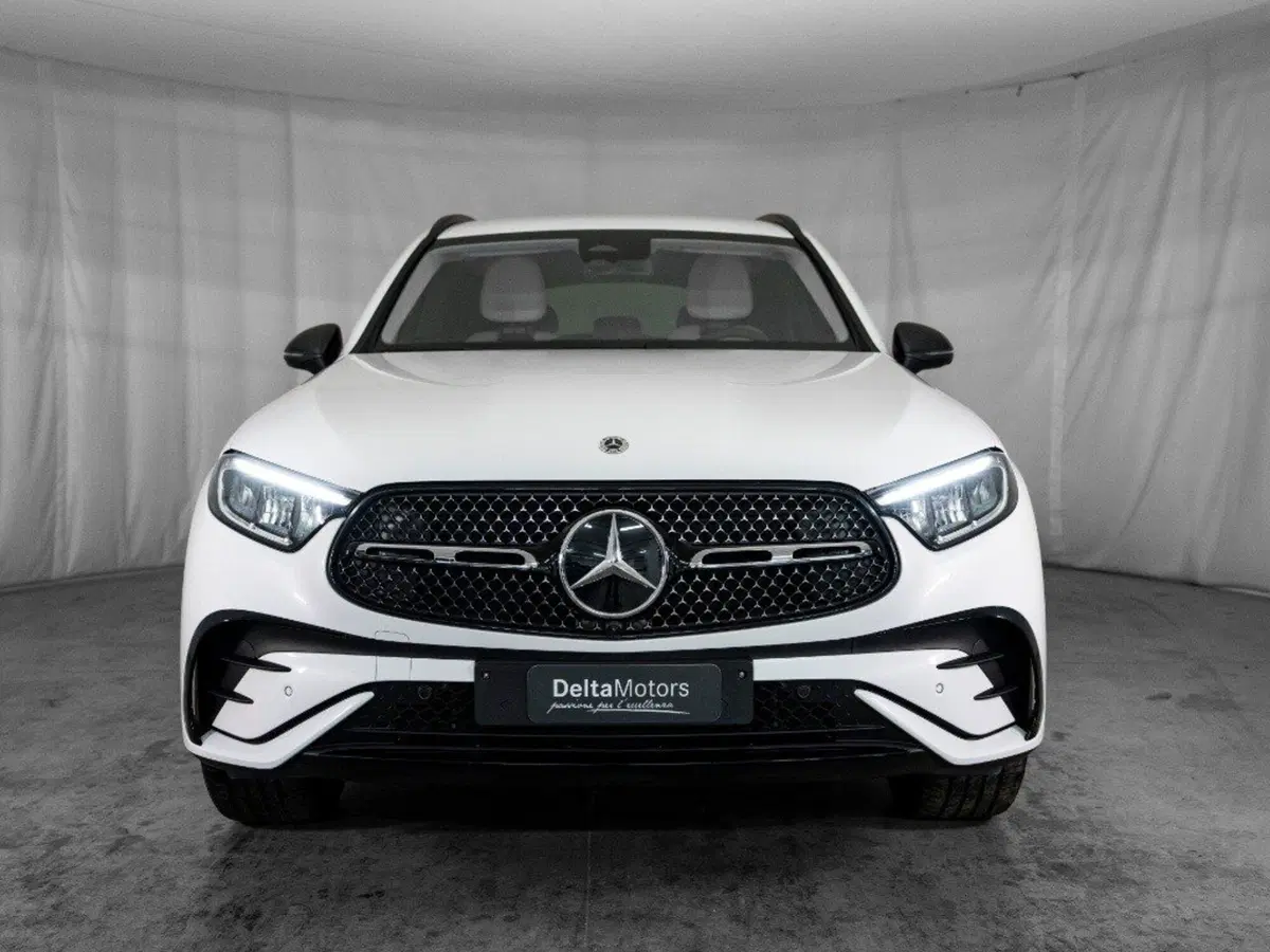 Mercedes-Benz GLC Coupé nuova a Macerata (7)