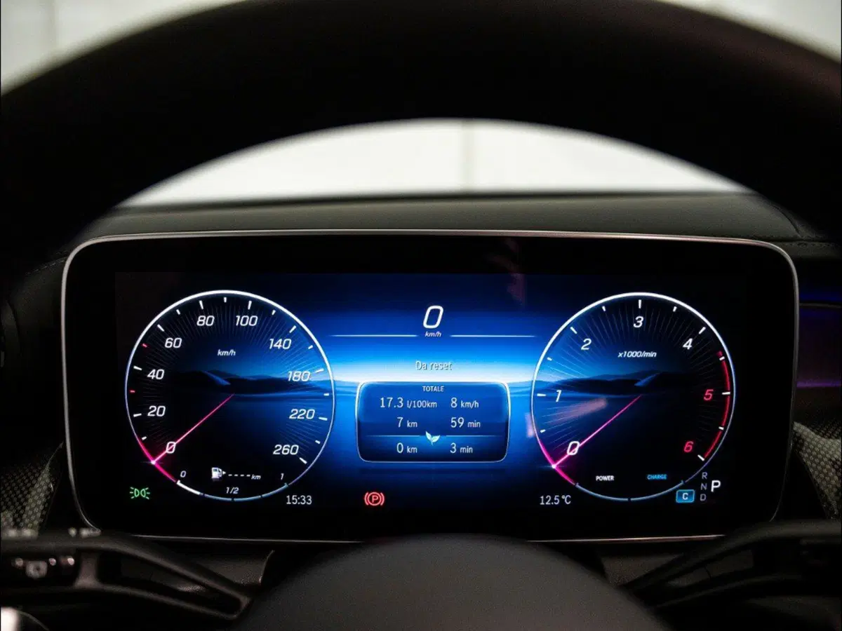 Mercedes-Benz GLC Coupé nuova a Macerata (19)