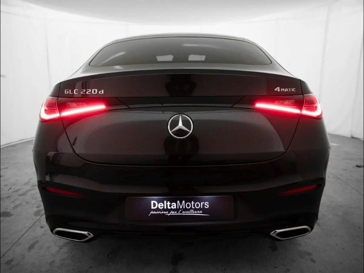 Mercedes-Benz GLC Coupé nuova a Macerata (5)