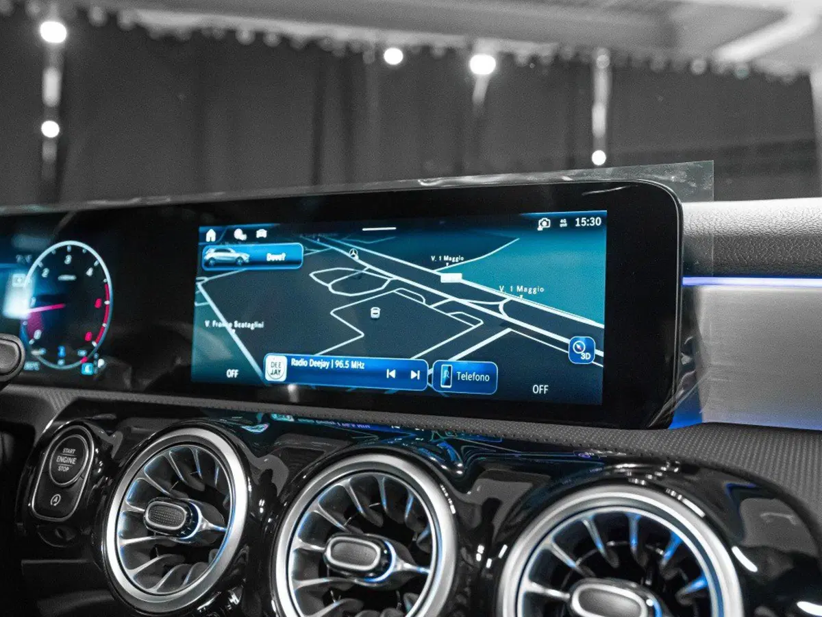 Mercedes-Benz Classe A nuova a Ancona (20)