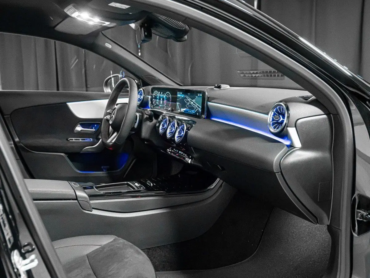 Mercedes-Benz Classe A nuova a Ancona (13)