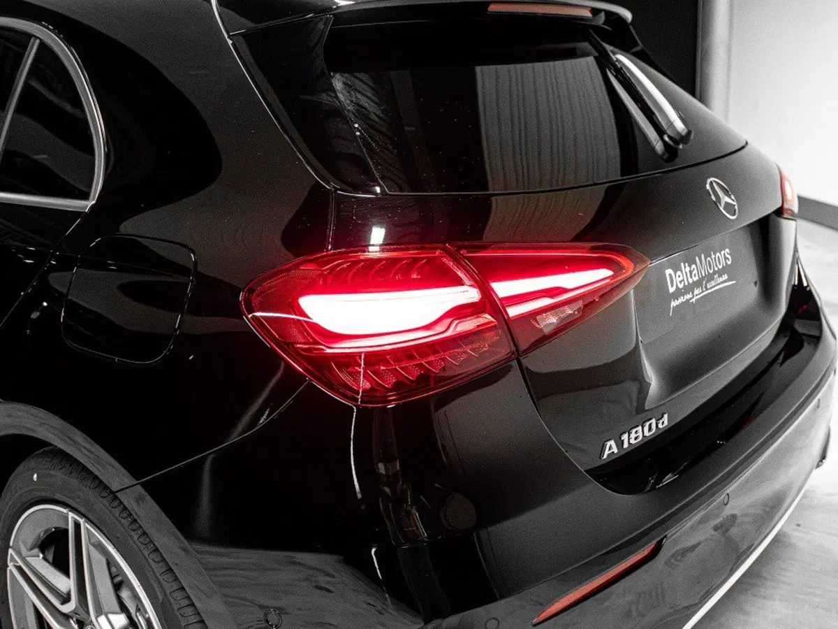 Mercedes-Benz Classe A nuova a Ancona (4)