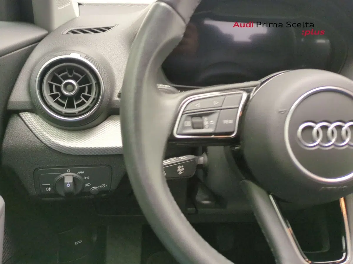 Audi Q2 usata a Avellino (15)