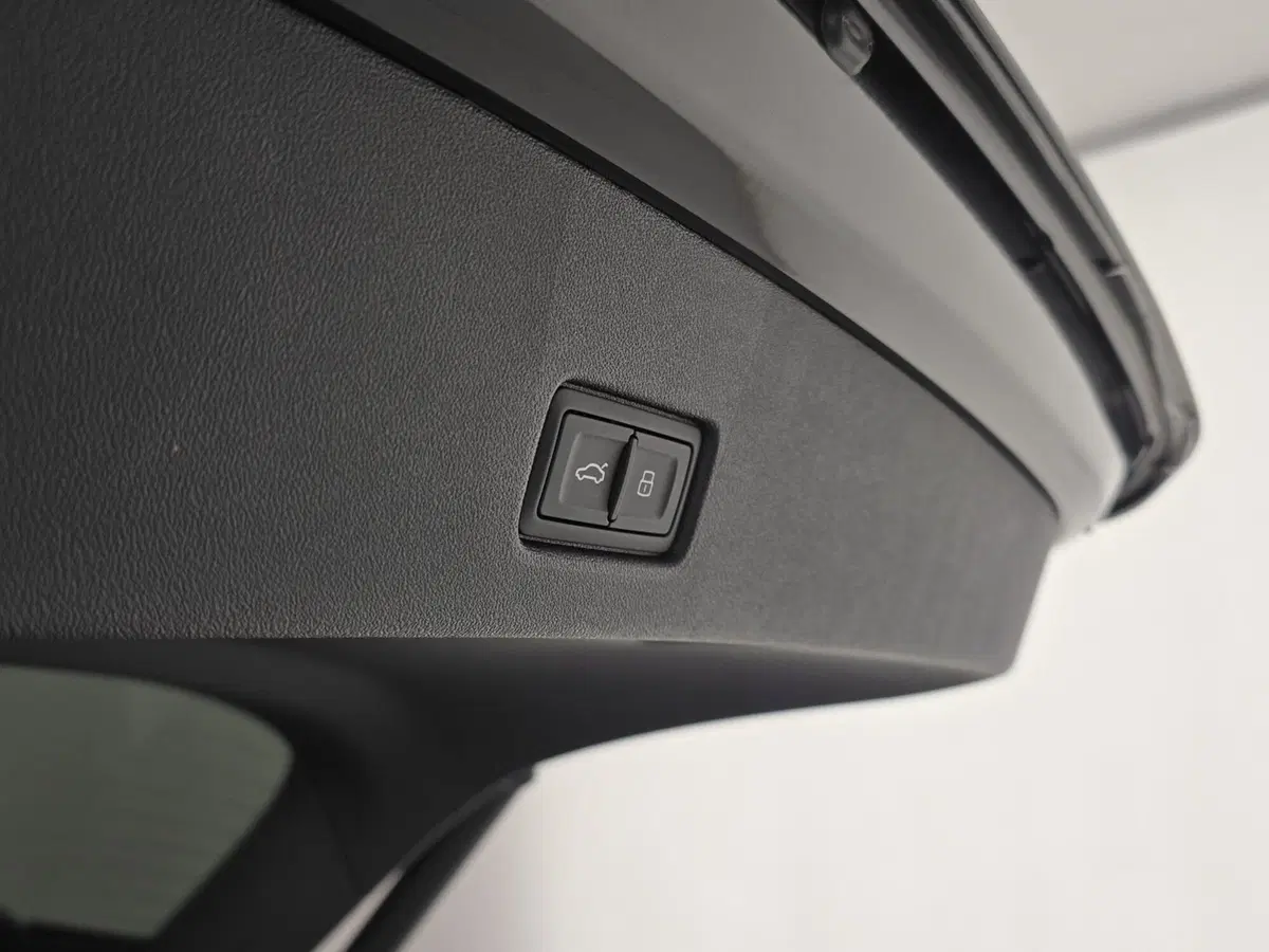 Audi Q4 usata a Alessandria (9)