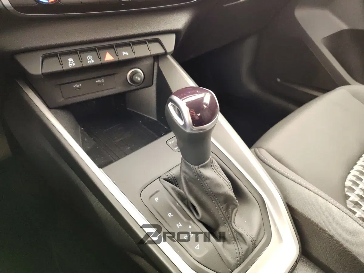 Audi A1 Sportback usata a Massa-Carrara (11)