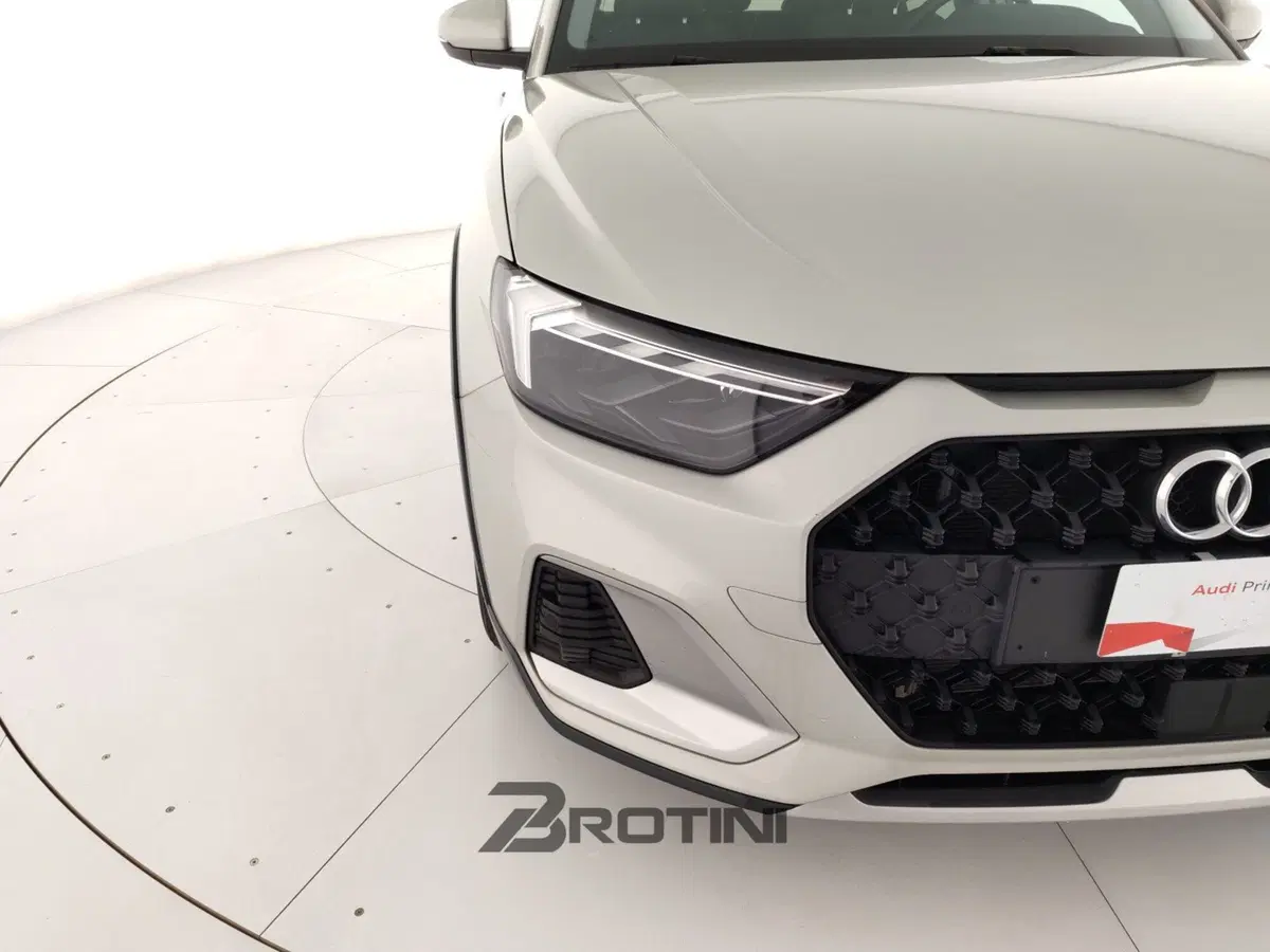 Audi A1 Sportback usata a Massa-Carrara (5)