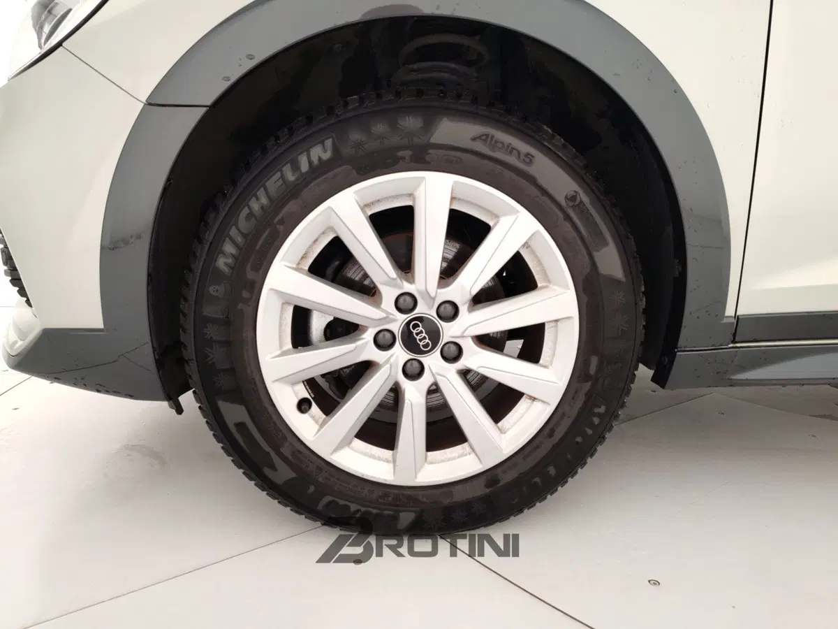 Audi A1 Sportback usata a Massa-Carrara (6)