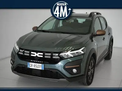 Dacia Sandero Stepway 1.0 TCe 100CV ECO-G 15th Anniversary del 2024 usata a Prato
