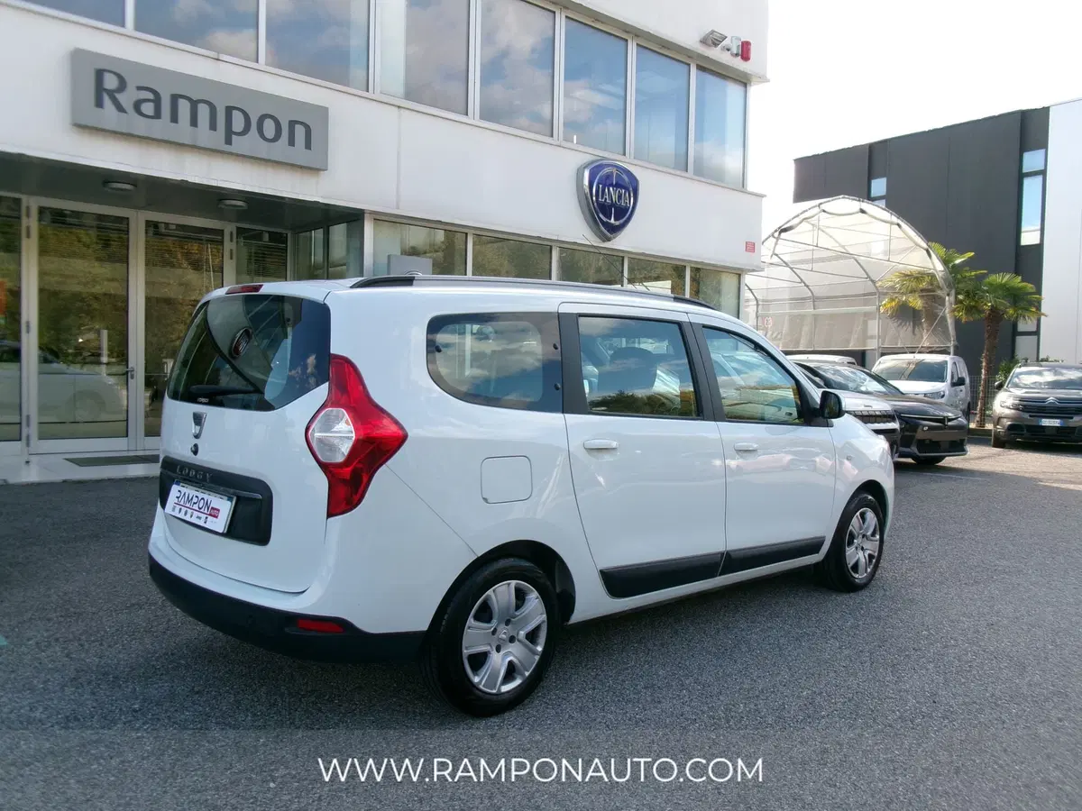 Dacia Lodgy usata a Venezia (3)