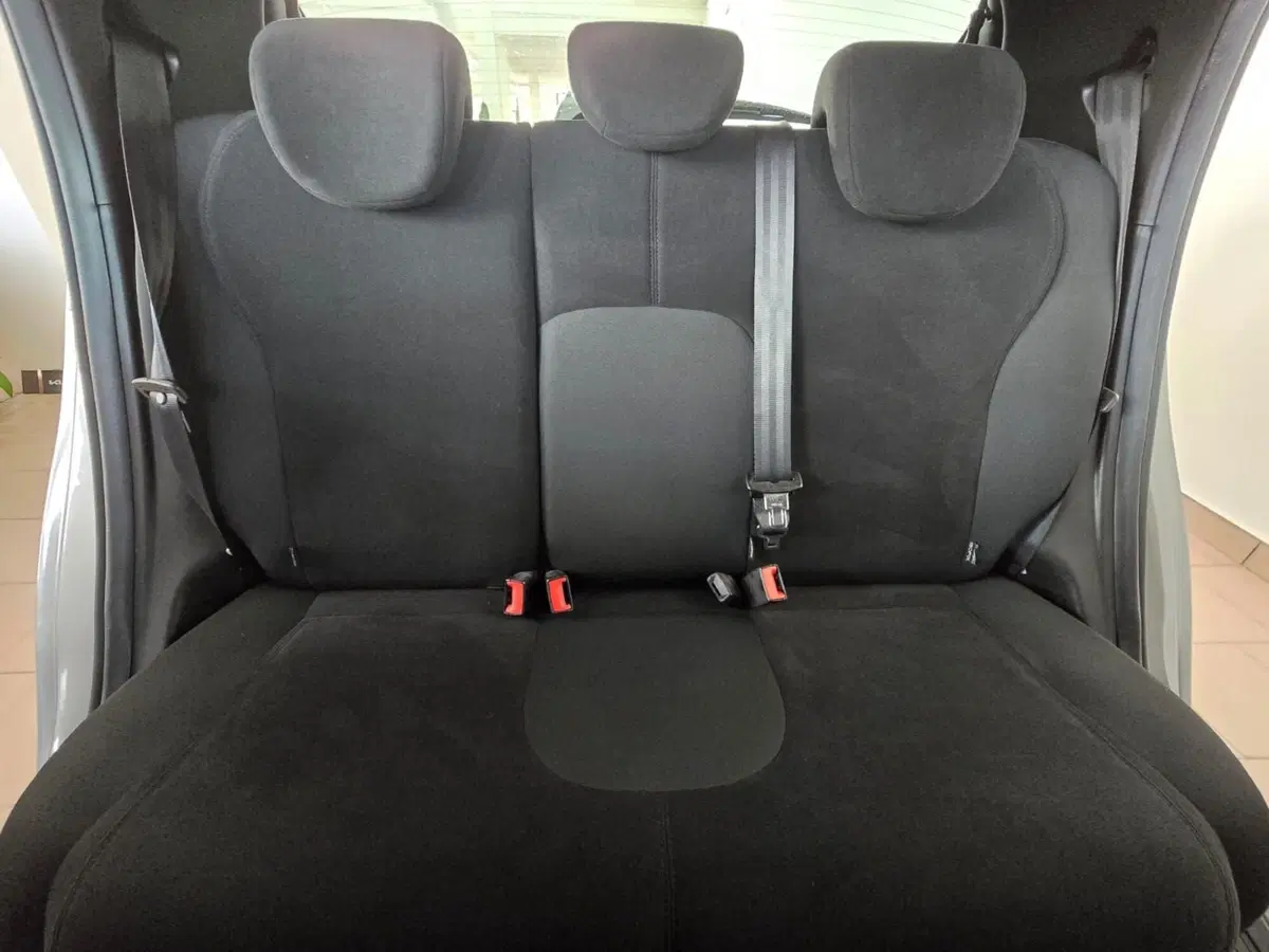Lancia Ypsilon usata a Rimini (11)