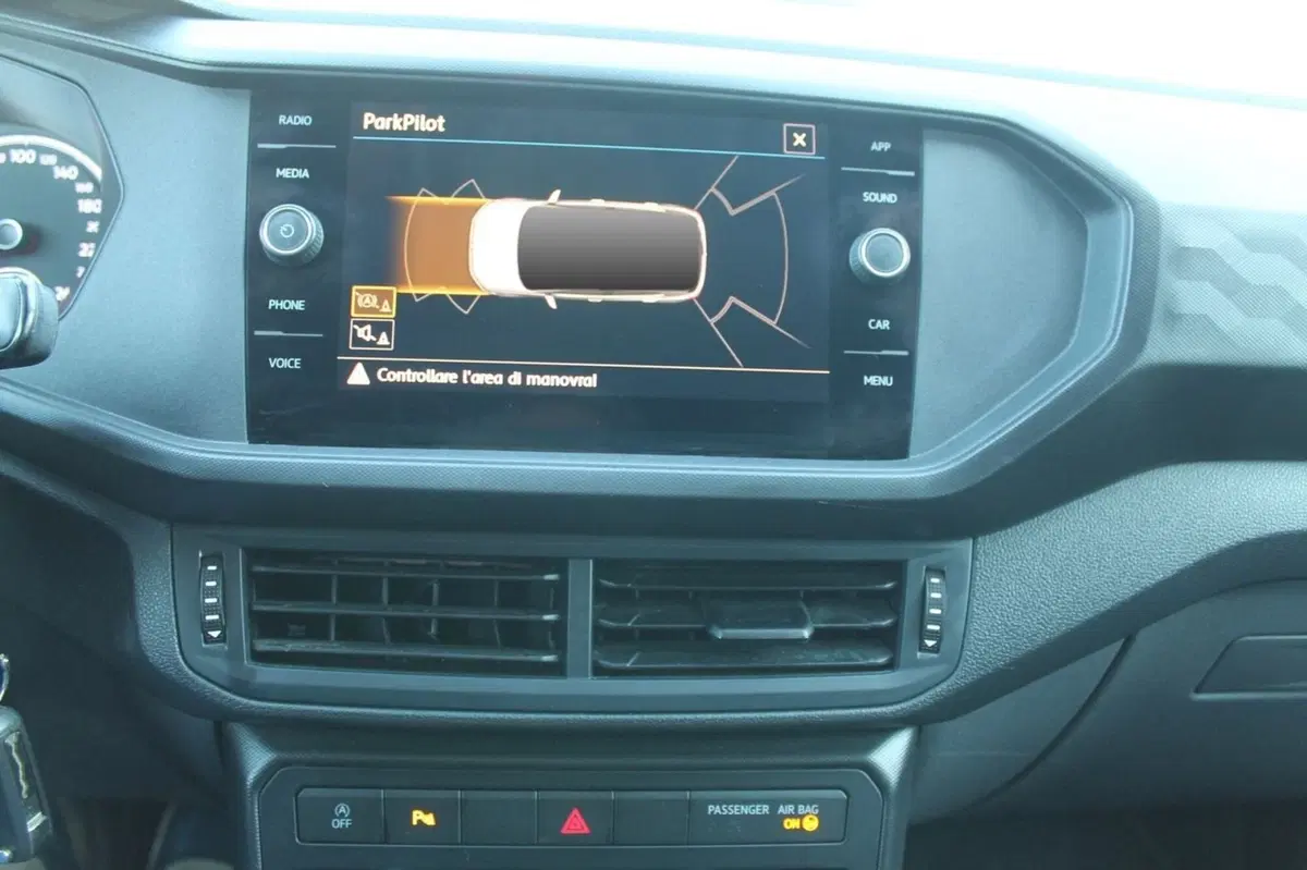 Volkswagen T-Cross usata a Cuneo (12)