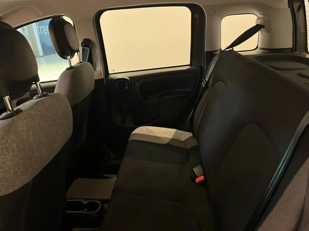 Fiat Panda Cross usata a Lucca (11)