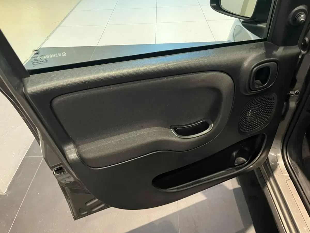 Fiat Panda Cross usata a Lucca (9)