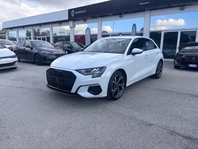 Audi A3 Sportback 30 g-tron S tronic Business Advanced del 2022 usata a Jesi