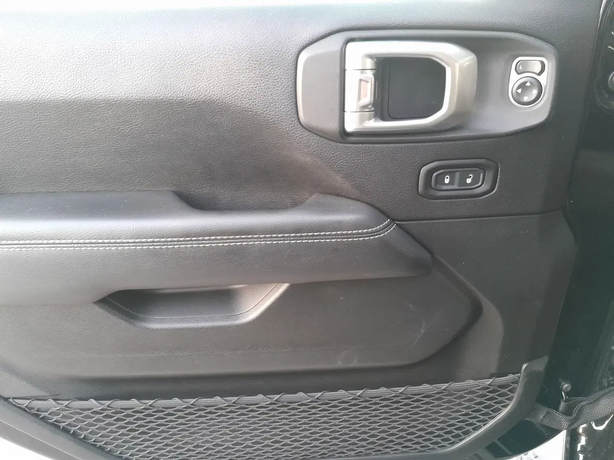 Jeep Wrangler usata a Cuneo (17)