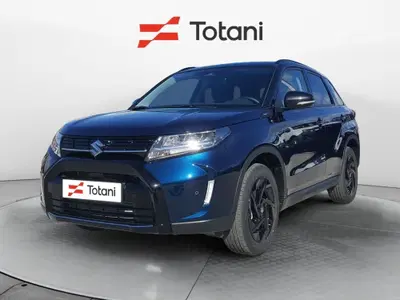 Suzuki Vitara 1.4h Top Kuro 4wd allgrip 110cv nuova a L'Aquila