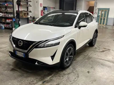 Nissan Qashqai 1.3 mhev Tekna 2wd 140cv del 2021 usata a Rosa'