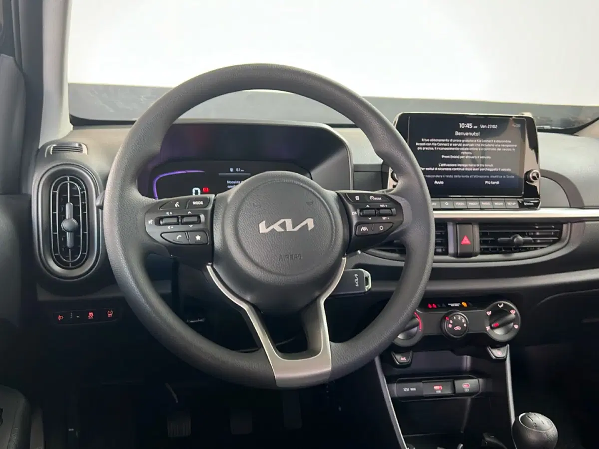 Kia Picanto nuova a Roma (12)