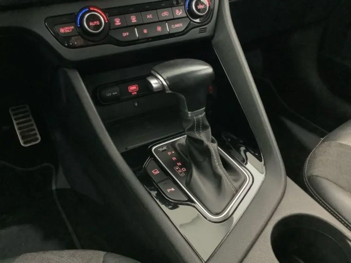 Kia Niro usata a Catania (8)