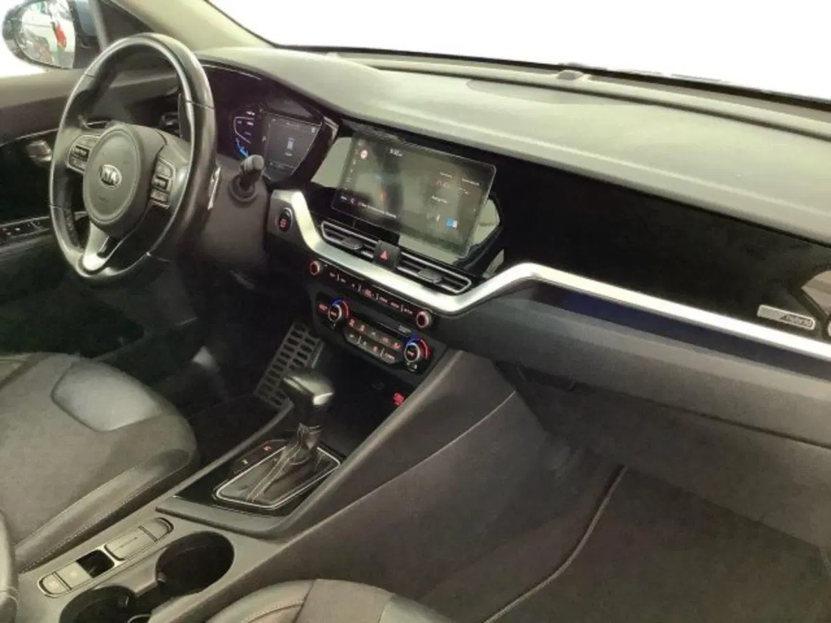 Kia Niro usata a Catania (9)