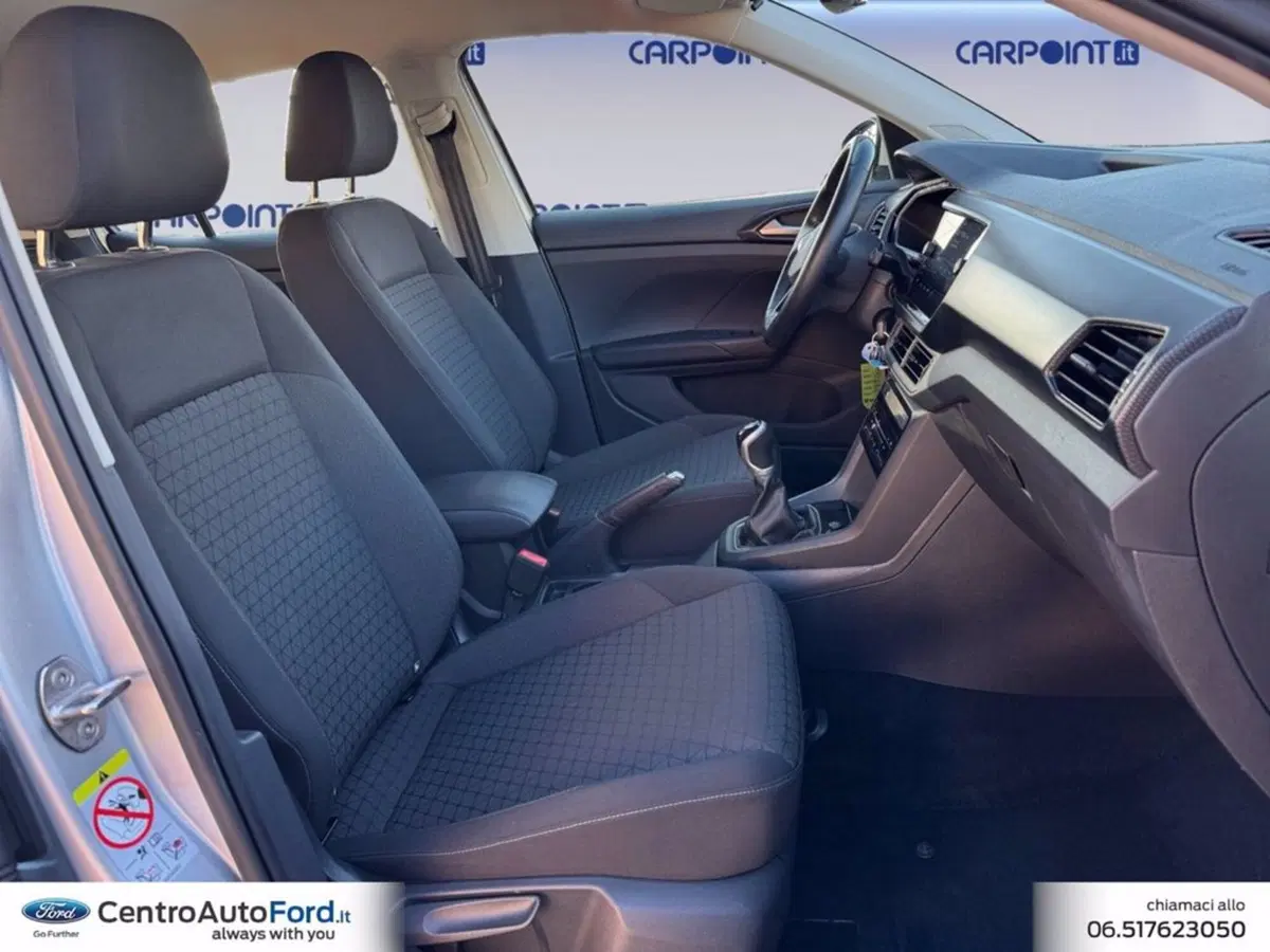 Volkswagen T-Cross usata a Roma (15)