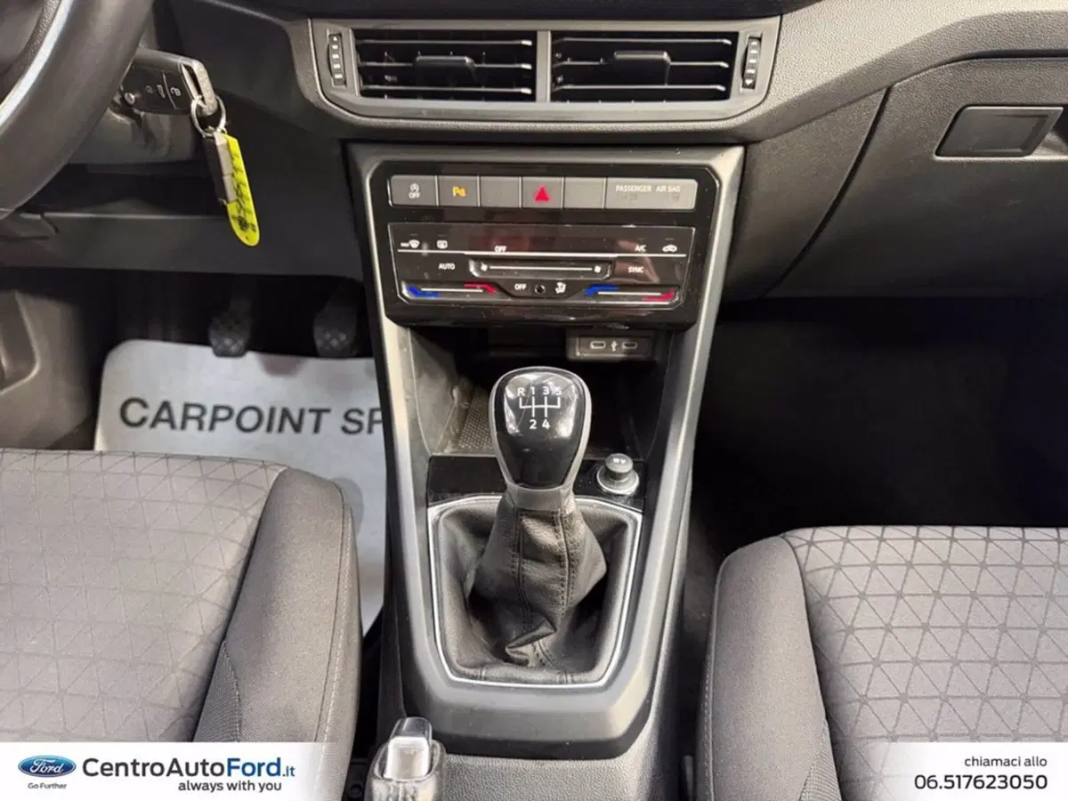 Volkswagen T-Cross usata a Roma (11)