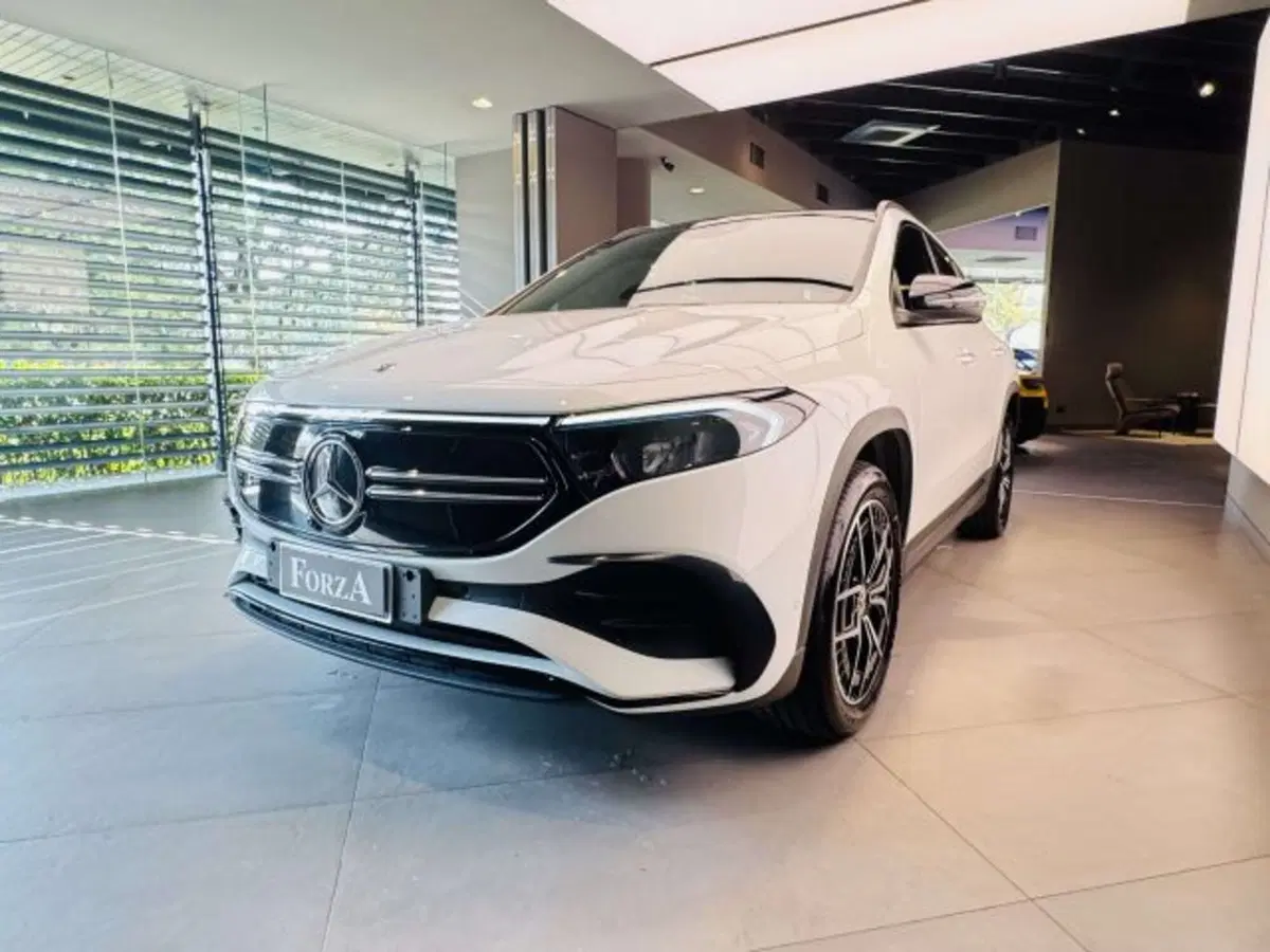 Mercedes-Benz EQA usata a Torino