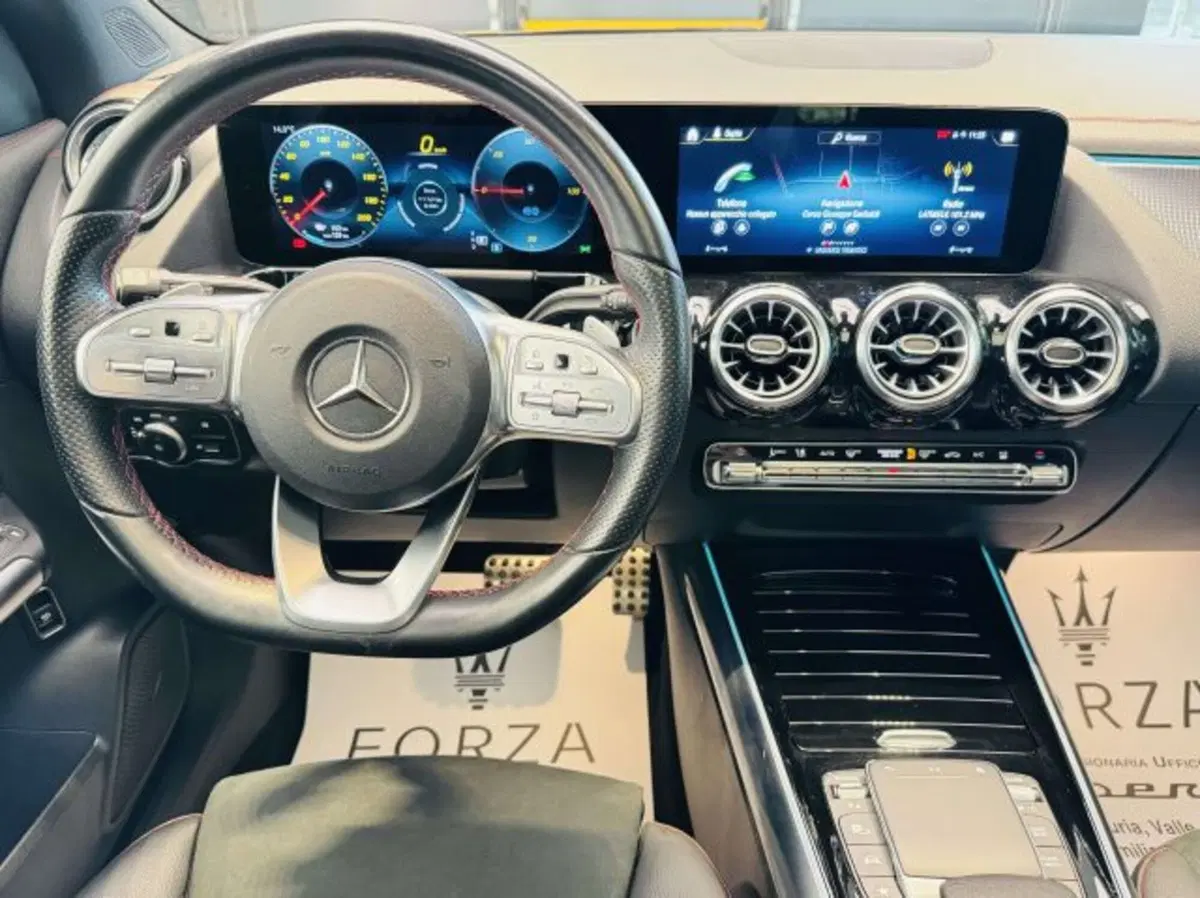 Mercedes-Benz EQA usata a Torino (12)