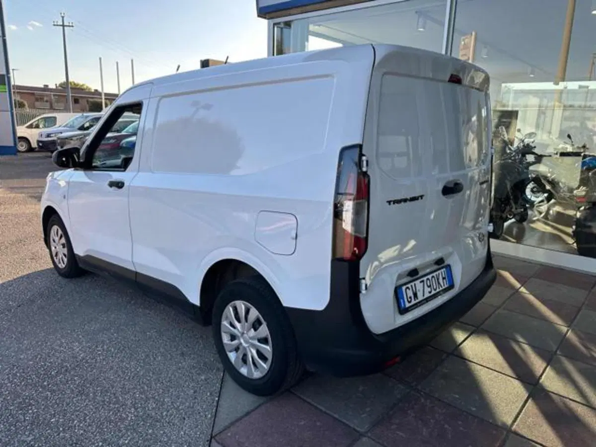 Ford Transit Courier Furgone usata a Lucca (5)