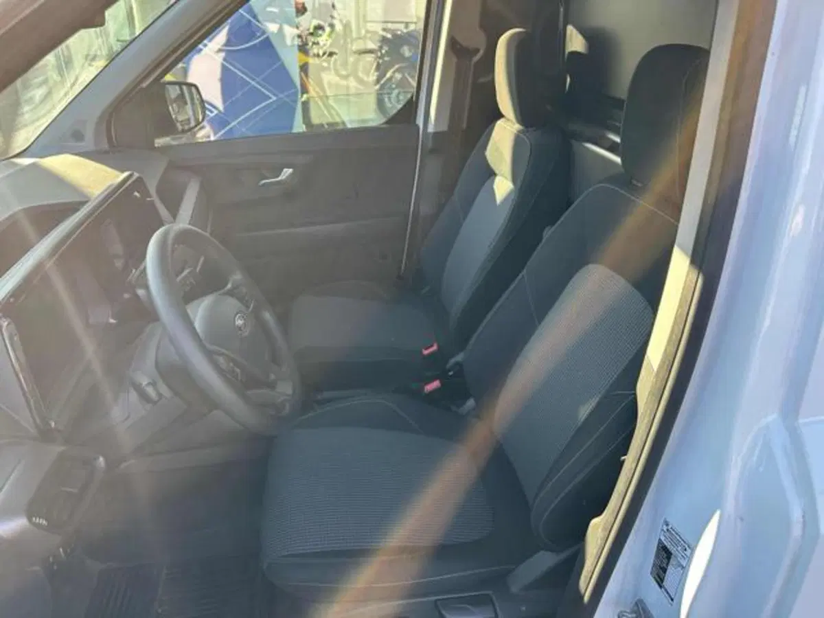 Ford Transit Courier Furgone usata a Lucca (8)