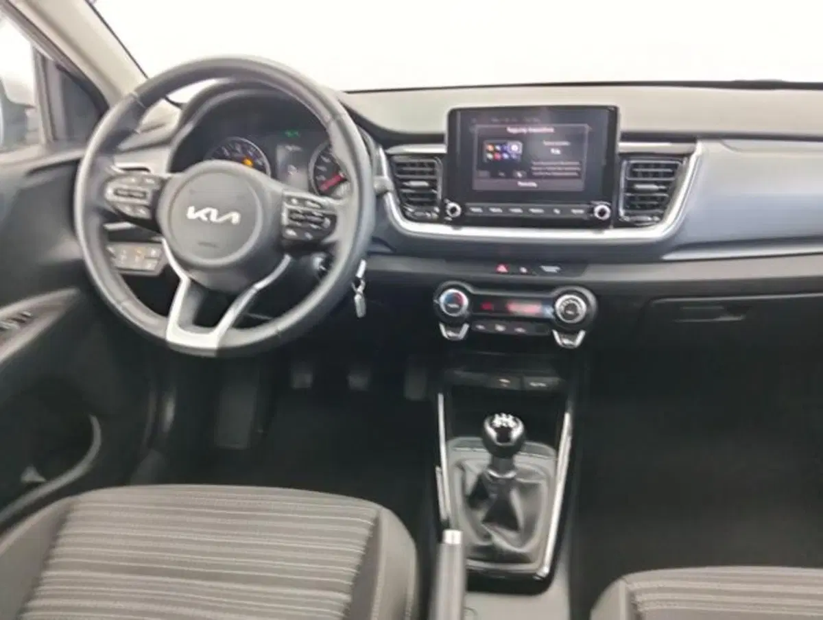 Kia Stonic usata a Como (10)